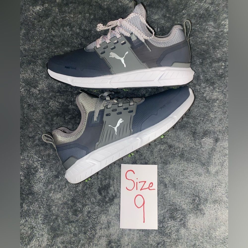Size 9 Puma articulate golf shoes